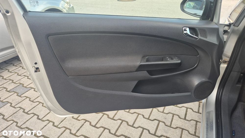 Opel Corsa - 21
