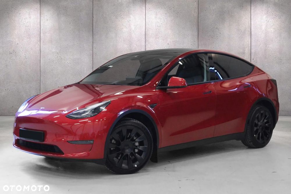 Tesla Model Y Long Range AWD - 2