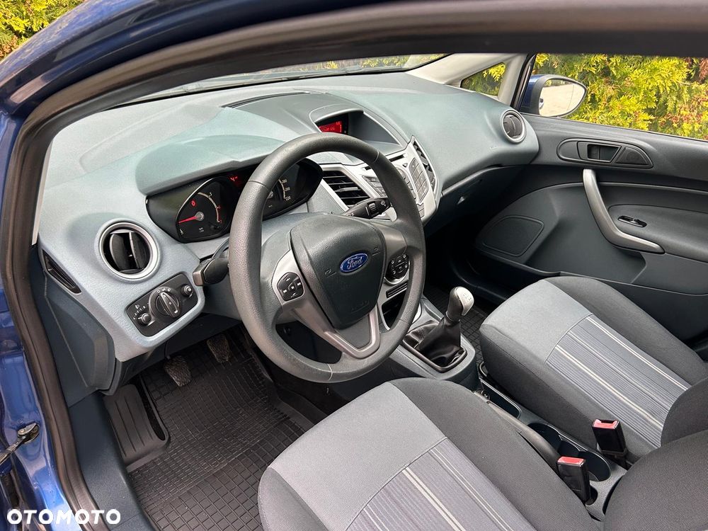 Ford Fiesta 1.25 Ambiente - 14