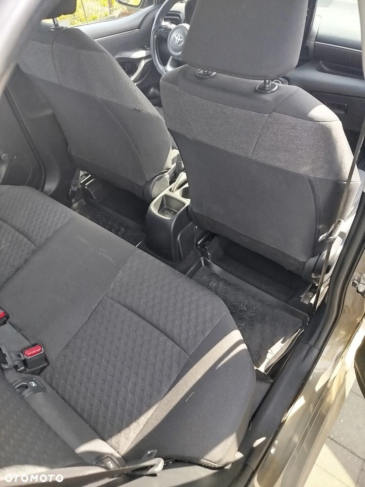 Toyota Yaris 1.5 Comfort CVT - 7