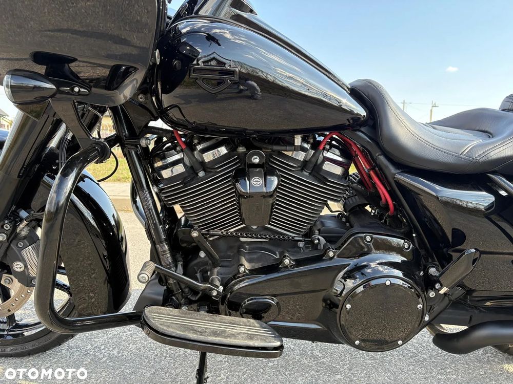 Harley-Davidson Touring Road Glide - 9