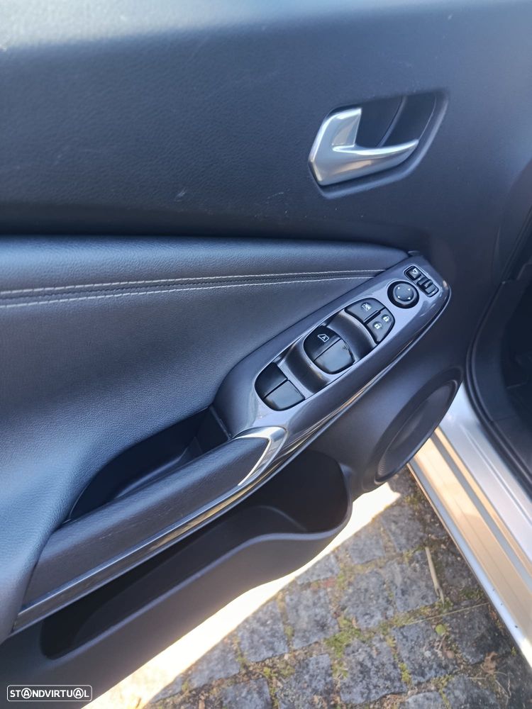 Nissan Juke 1.0 DIG-T DCT N-Connecta - 12
