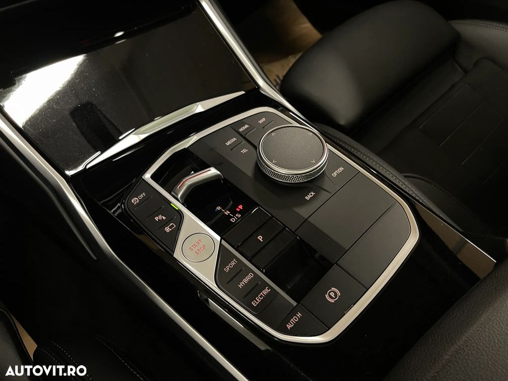 BMW Seria 3 320e AT PHEV - 32