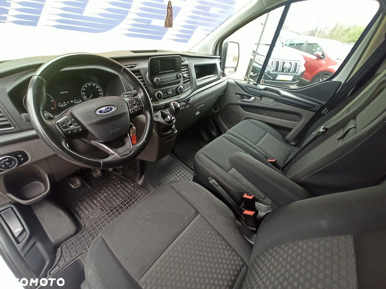 Ford Transit Custom - 10