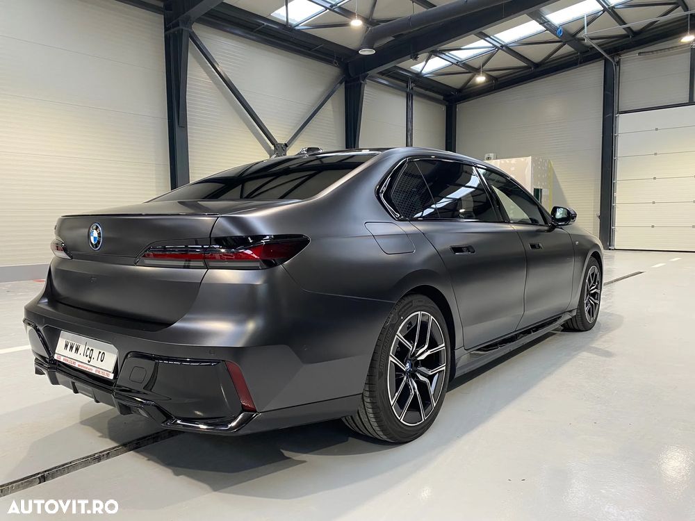 BMW i7 - 3