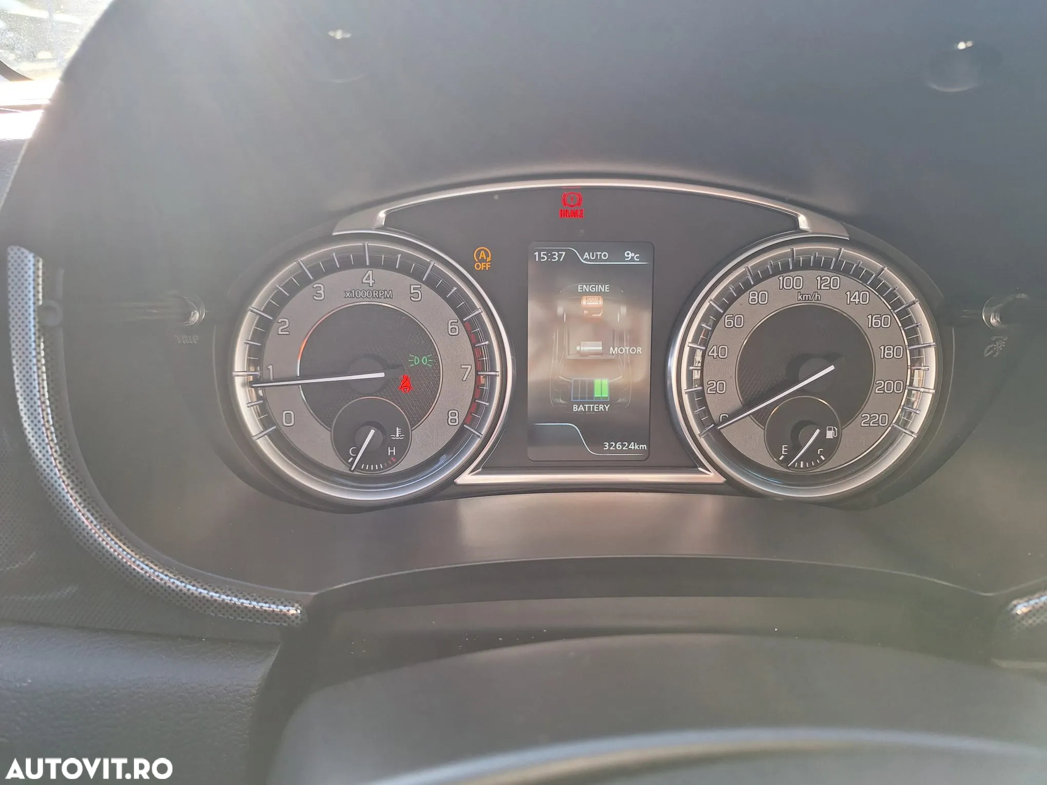Suzuki Vitara 1.4 Boosterjet AllGrip MHEV Luxus - 3