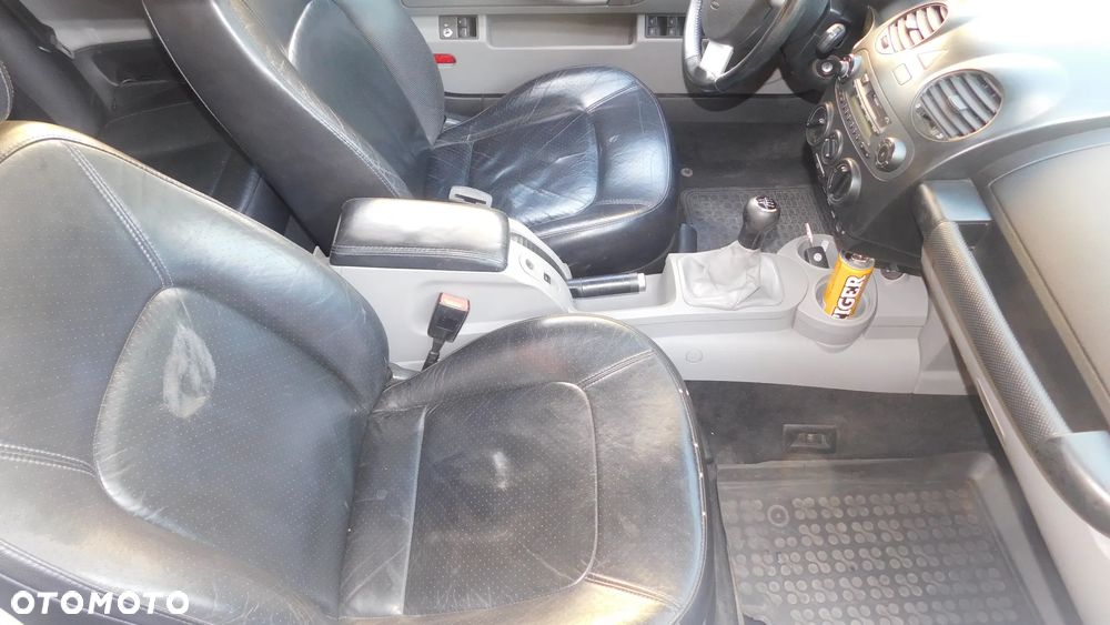 Volkswagen New Beetle 2.0 - 10