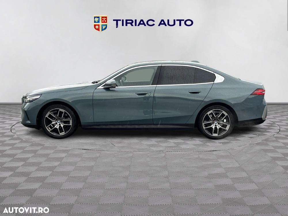 BMW Seria 5 520i AT MHEV - 3