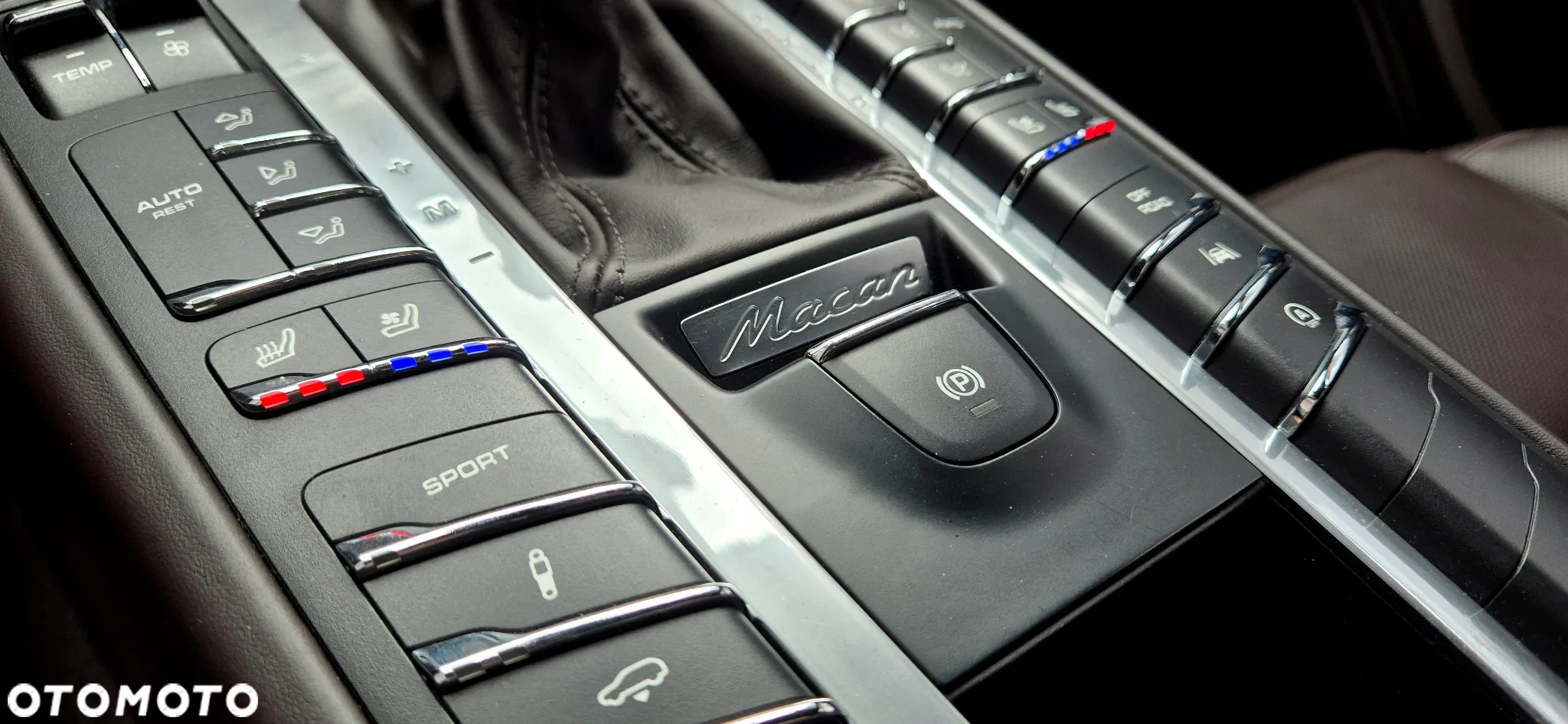 Porsche Macan S - 24