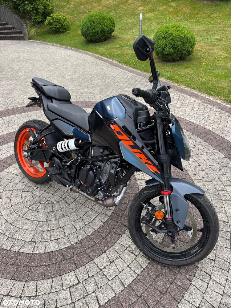 KTM Duke 125 - 1