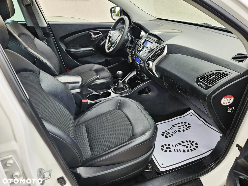 Hyundai ix35 1.6 2WD blue Style - 11
