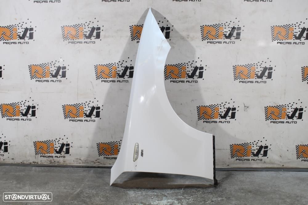 Guarda Lamas Direito Bmw 1 (E87)  Passageiro / Pendura Bmw Serie 1 E81 - 1