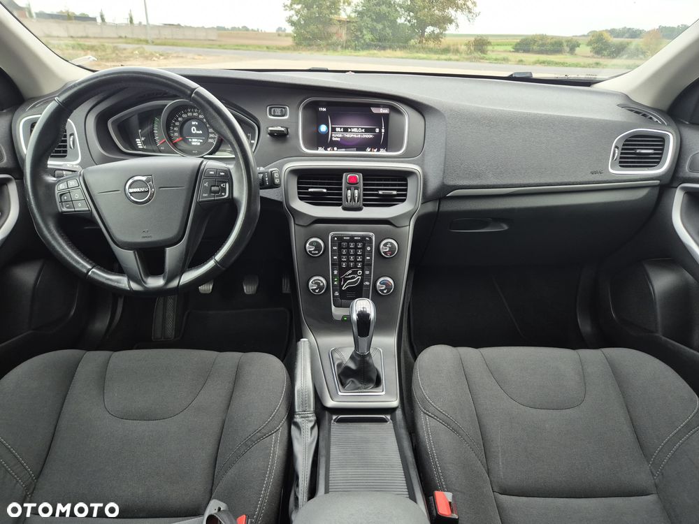 Volvo V40 - 26