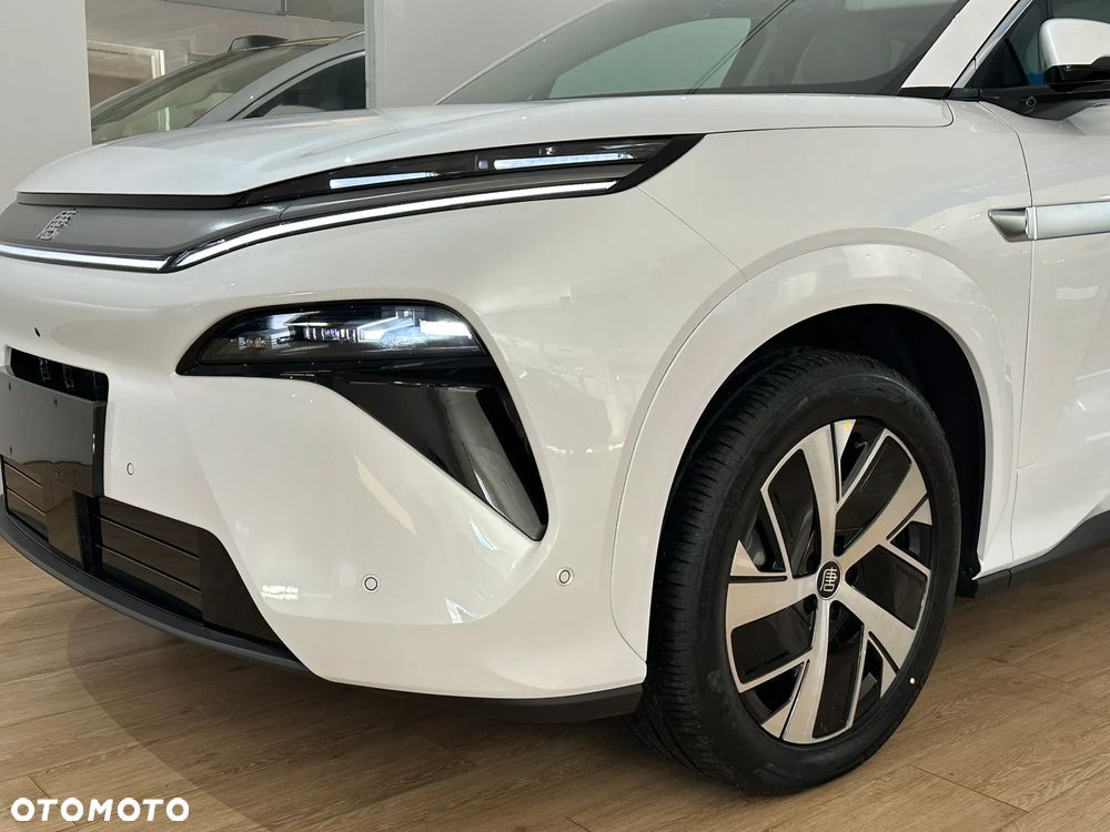 BYD Tang L - 6