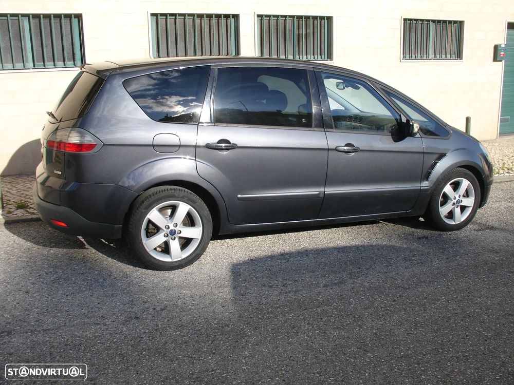 Ford S-Max 1.8 TDCi Titanium 7L - 17