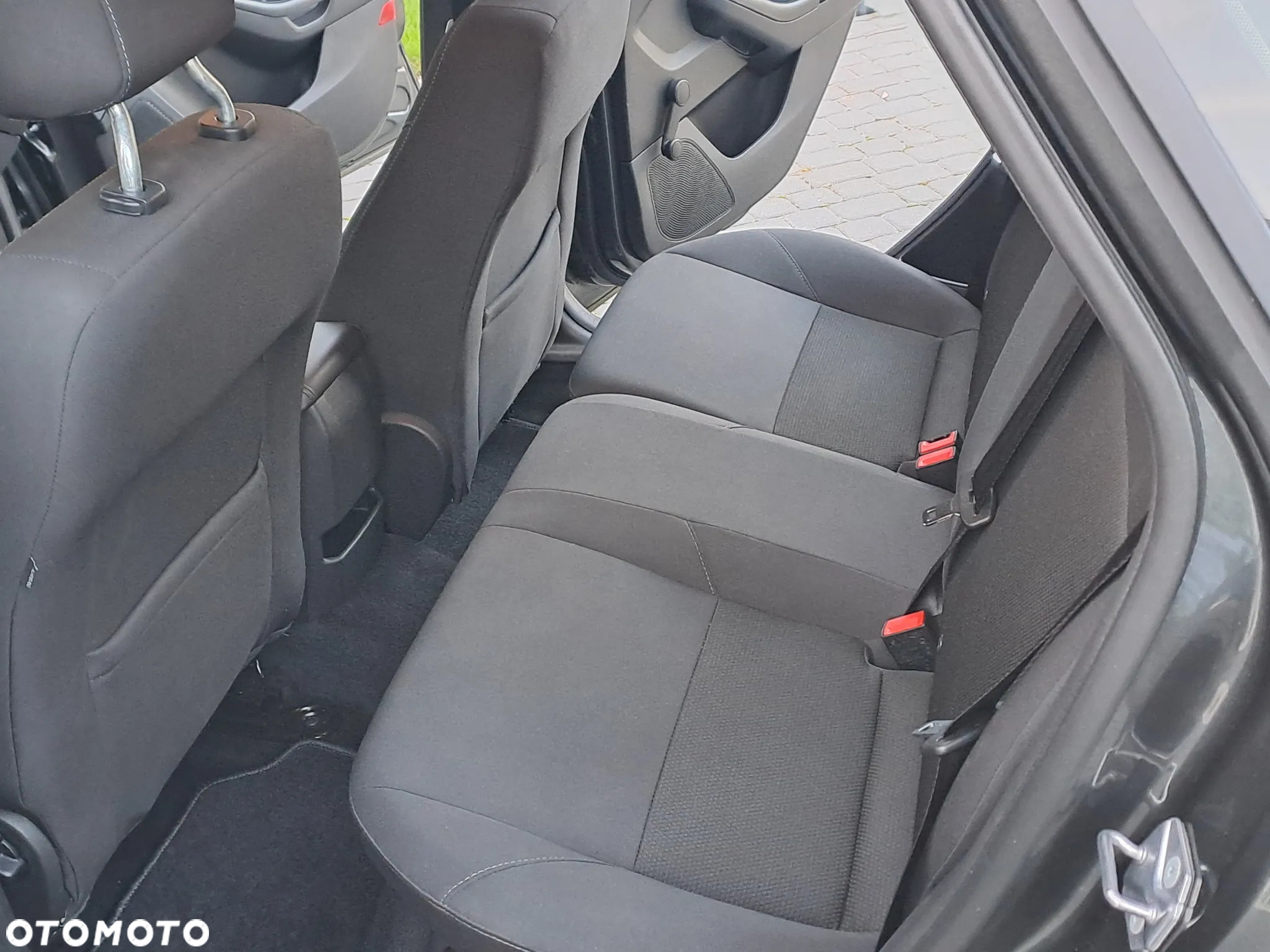 Ford Focus 1.0 EcoBoost Trend Edition - 13