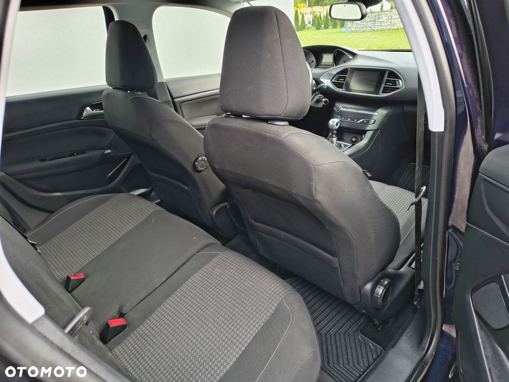 Peugeot 308 PureTech 130 Stop & Start Allure - 10