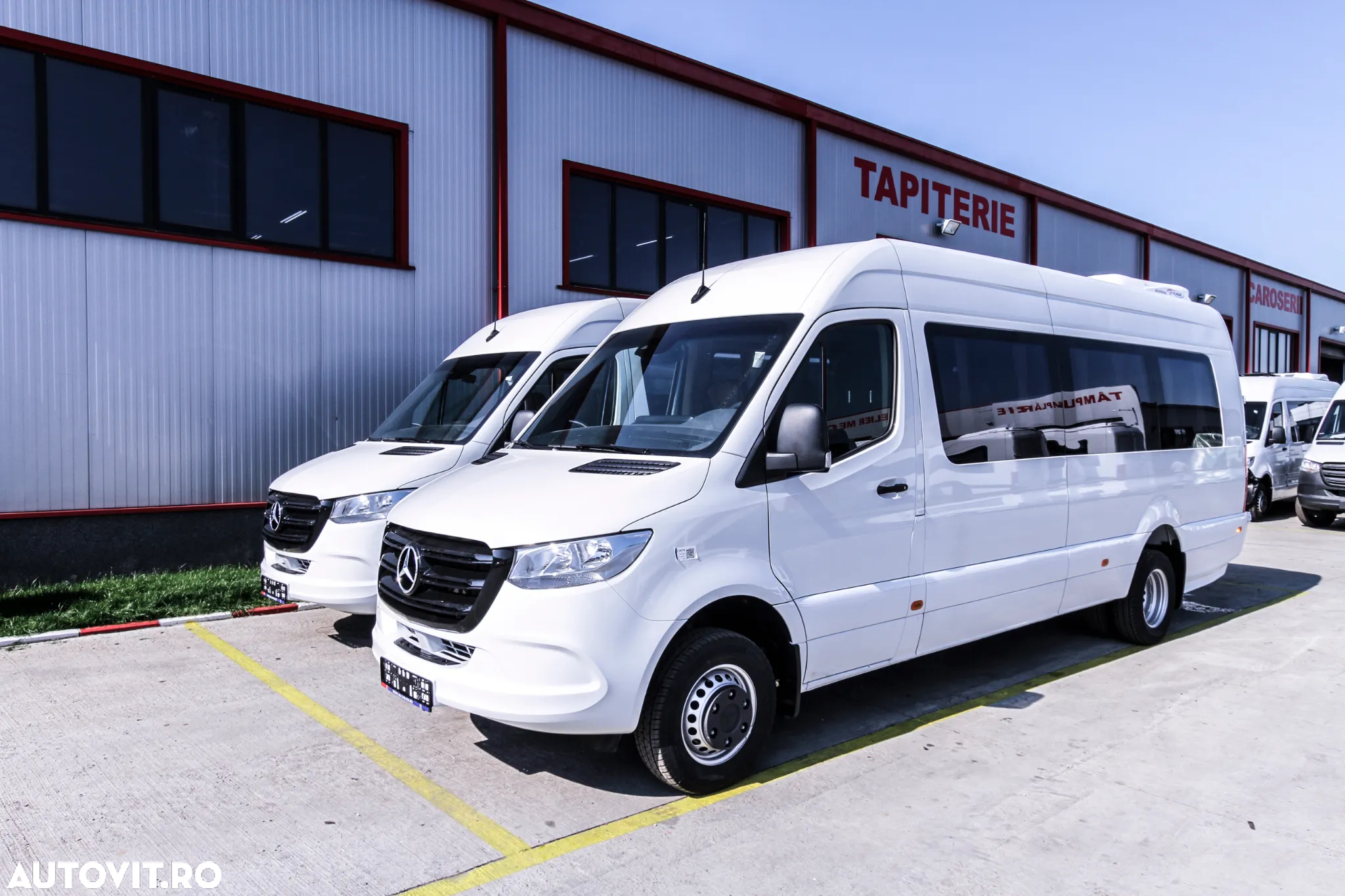 Mercedes-Benz 519 19+1+1 LOCURI *COC* - 2