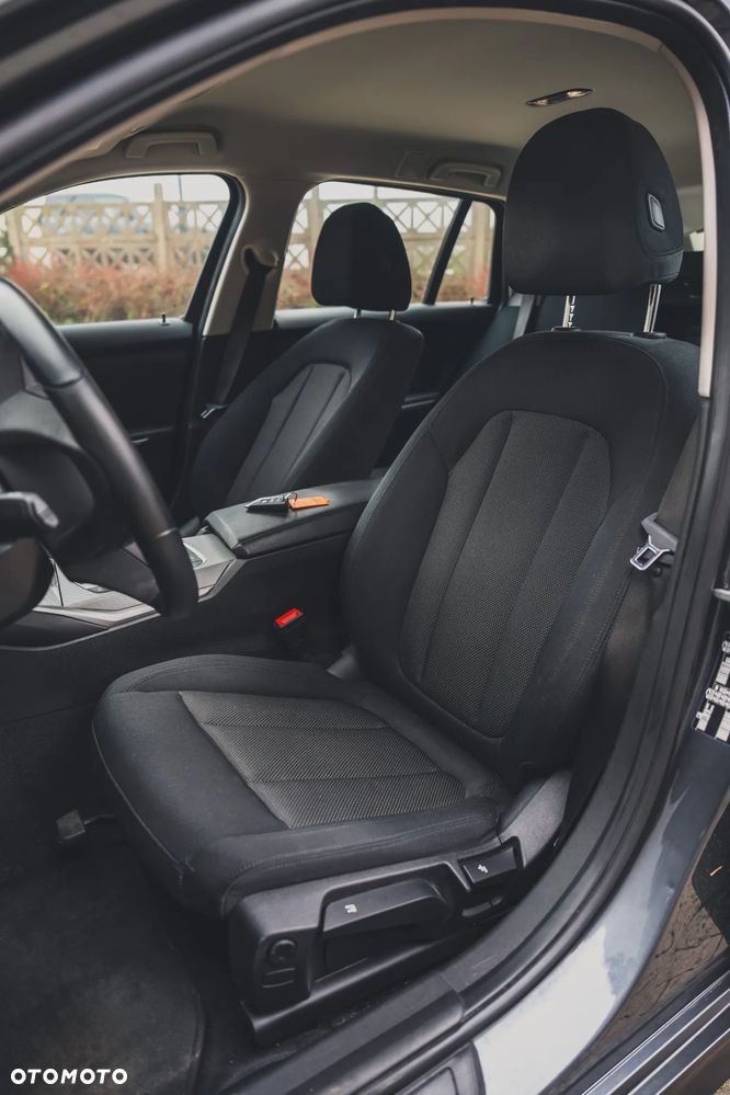 BMW Seria 3 320d - 17