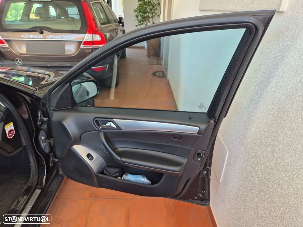Mercedes-Benz C 220 CDI Auto Avantgarde - 26