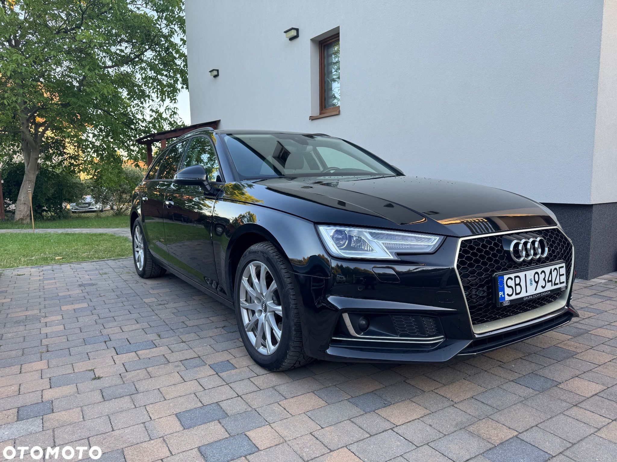 Audi A4 - 1