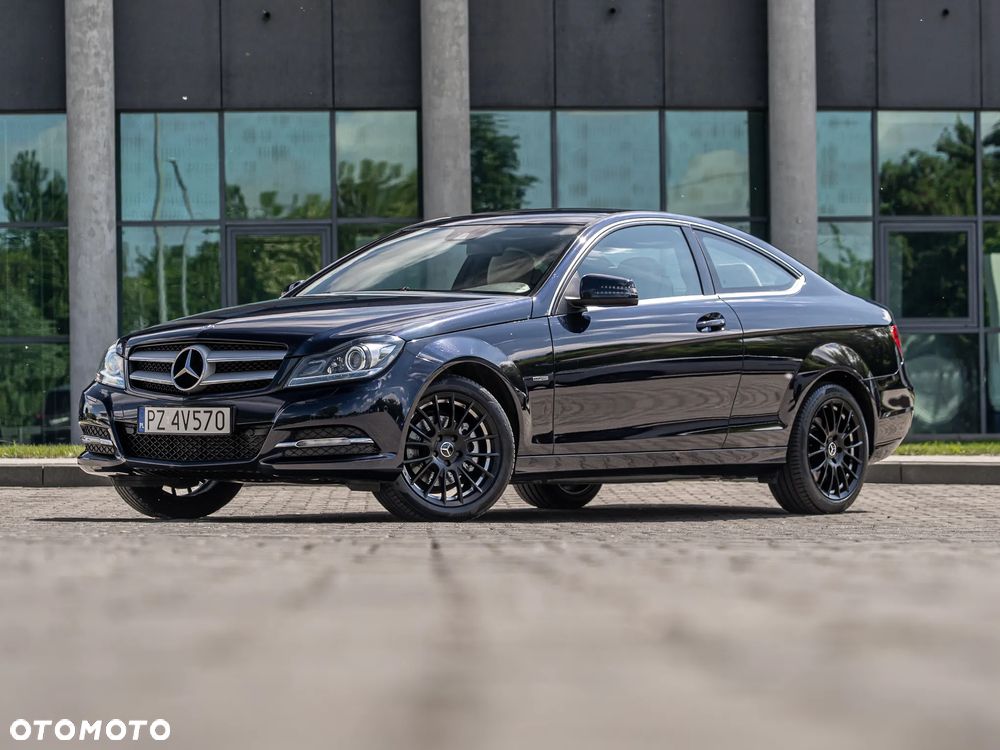 Mercedes-Benz Klasa C 250 CGI BlueEff - 2