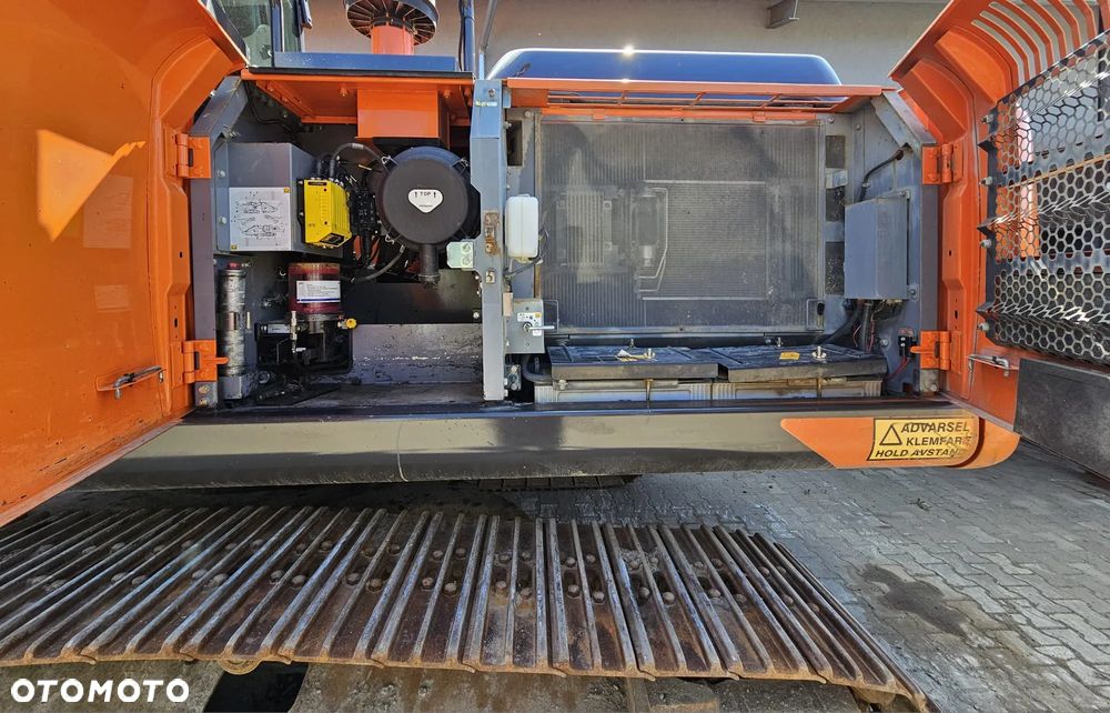 Hitachi ZX250LC-6 - 15