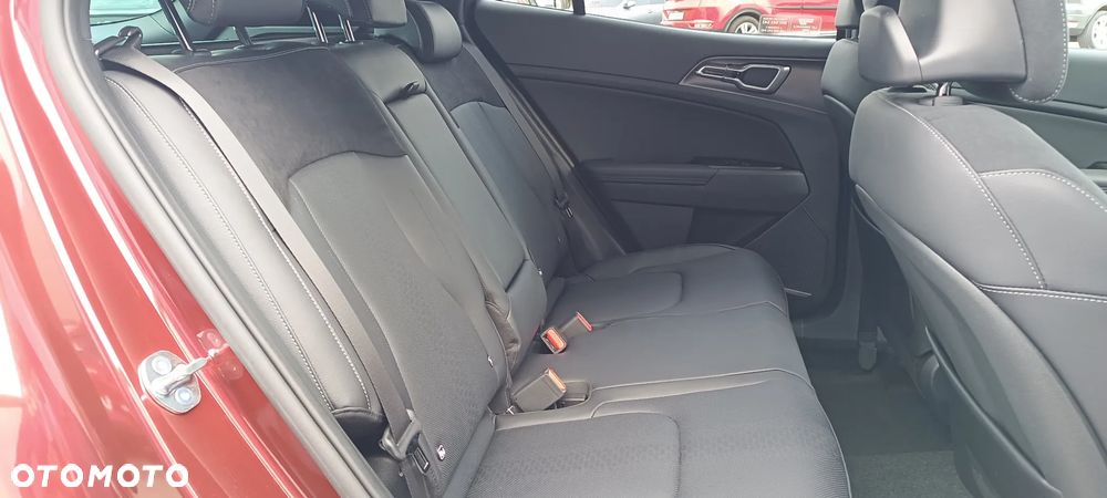 Kia Sportage 1.6 T-GDI Black Edition 2WD DCT - 10