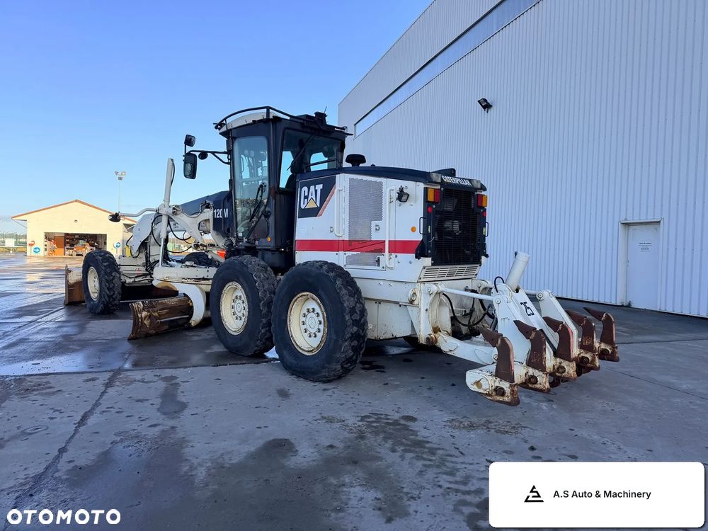 Caterpillar 120M - 22