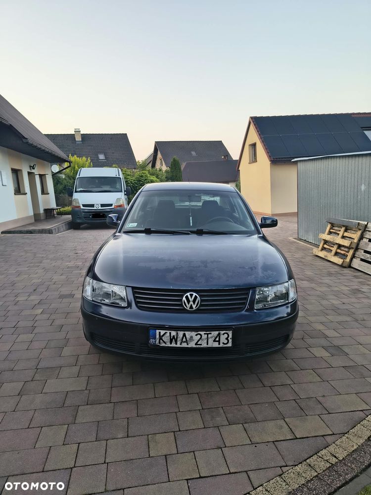 Volkswagen Passat - 14