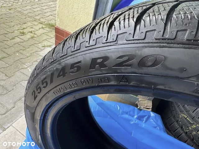 Używane opony Pirelli Scorpion Winter 255/45R20 101V - 4