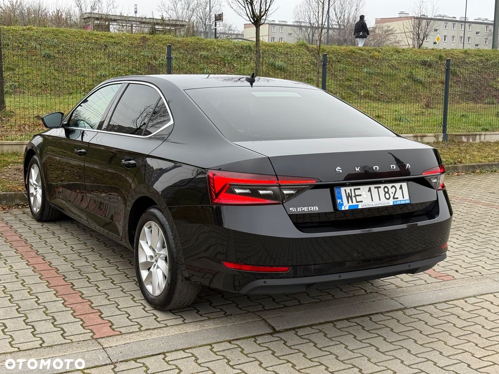 Skoda Superb 2.0 TDI SCR Ambition - 3