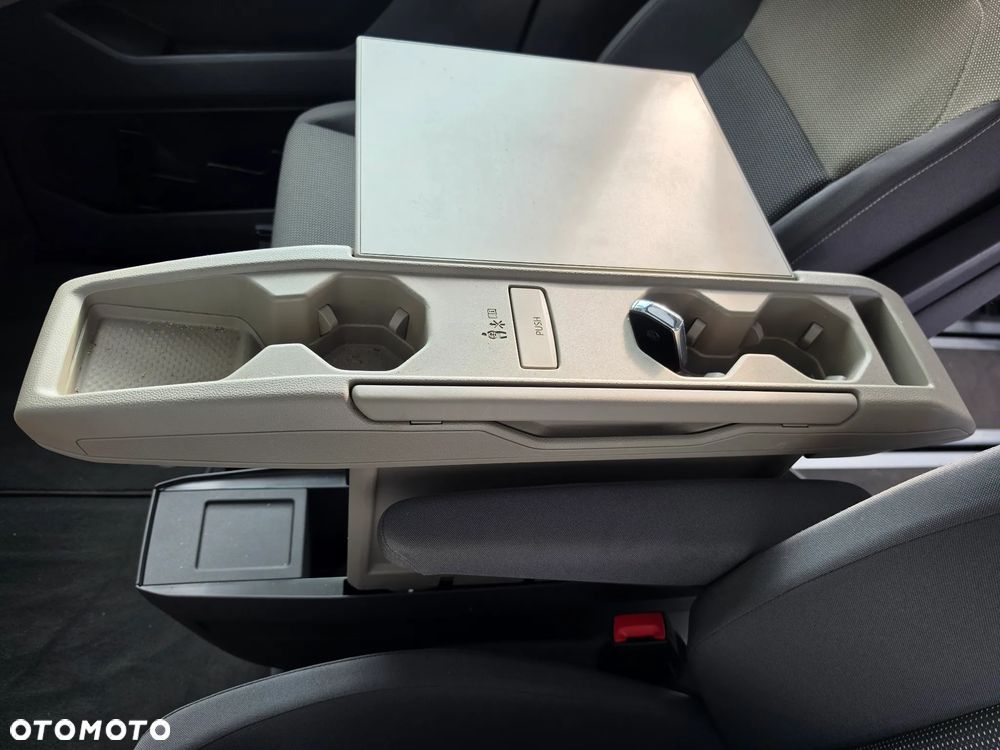 Volkswagen Multivan 2.0 TDI L1 Highline DSG - 17