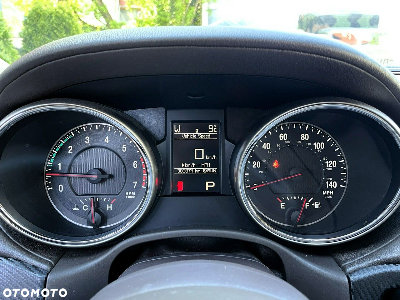 Jeep Grand Cherokee - 18
