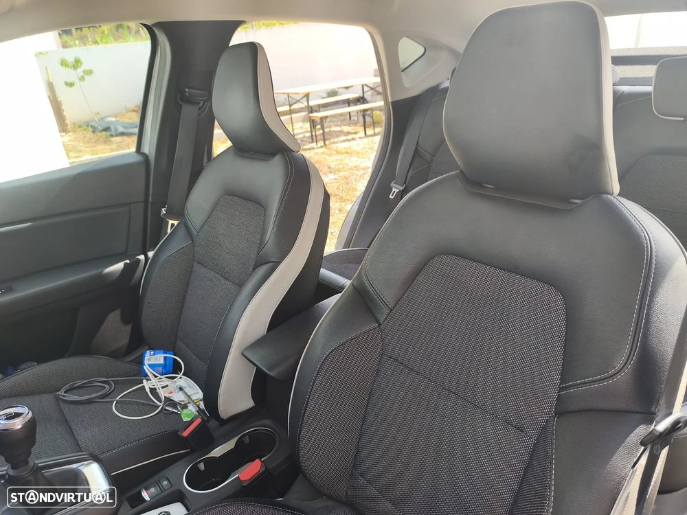 Renault Captur - 17