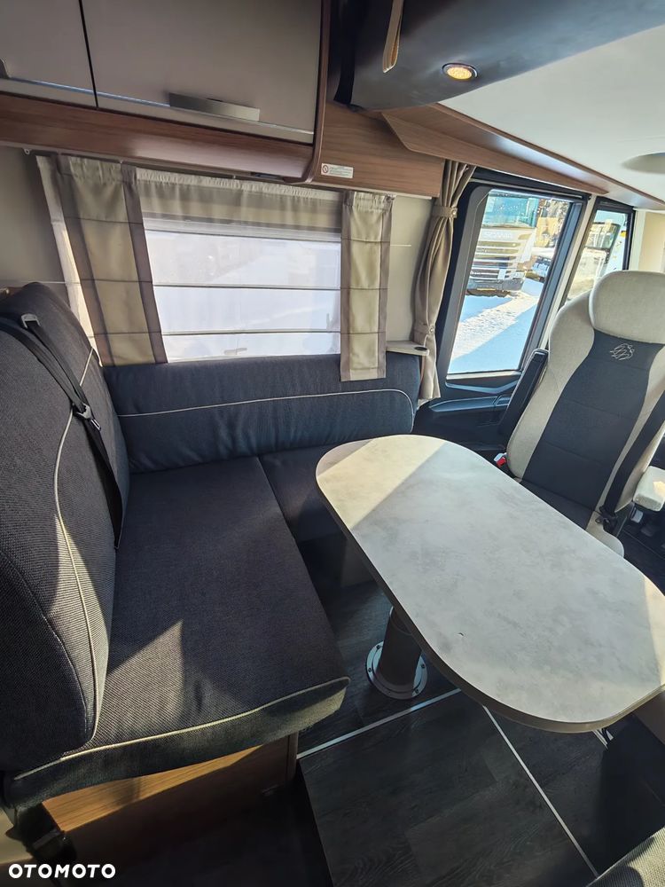 KNAUS Live i 700 MEG - 23