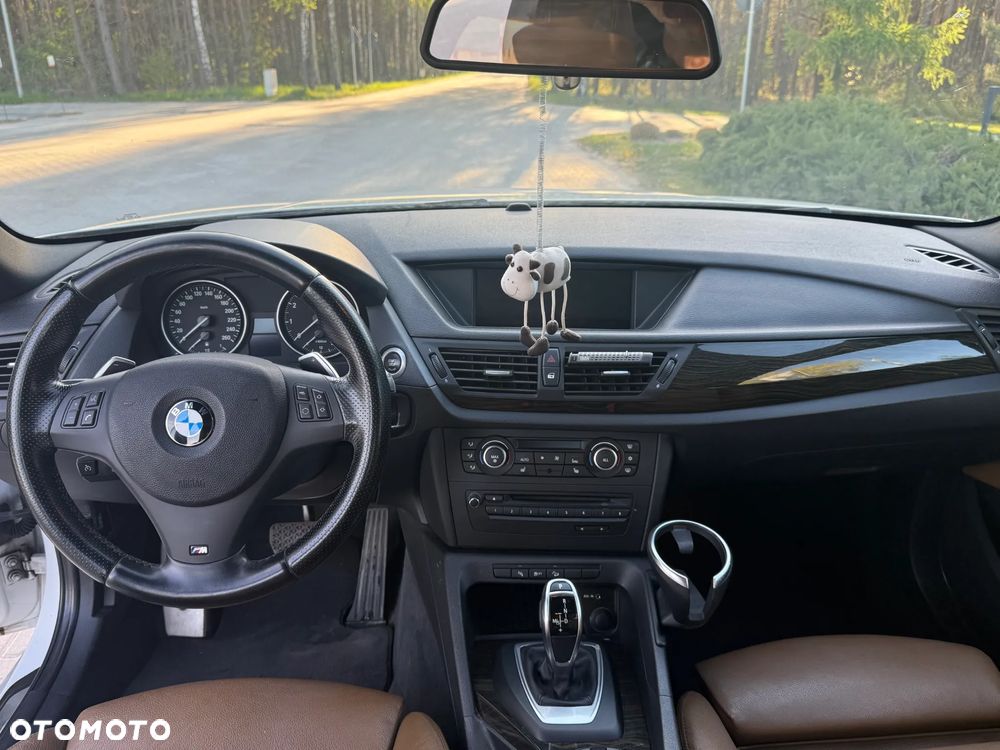BMW X1 - 15