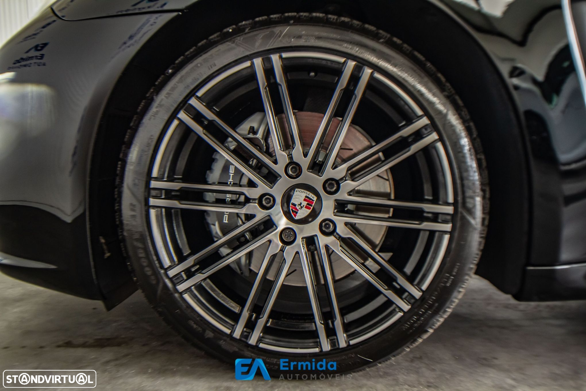Porsche Panamera Platinum Edition - 15