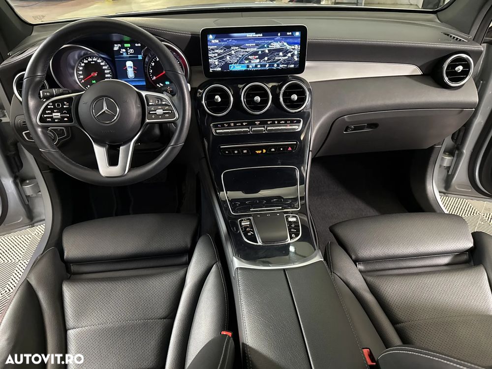 Mercedes-Benz GLC 300 e 4Matic 9G-TRONIC - 10