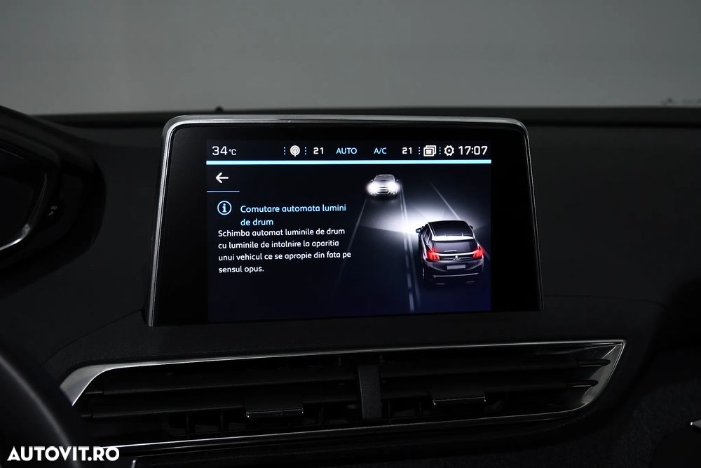 Peugeot 3008 1.2 PureTech Turbo S&S EAT6 Allure - 25