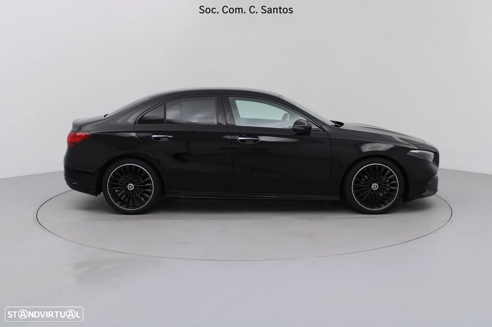 Mercedes-Benz A 180 Limousine d AMG Line Aut. - 4