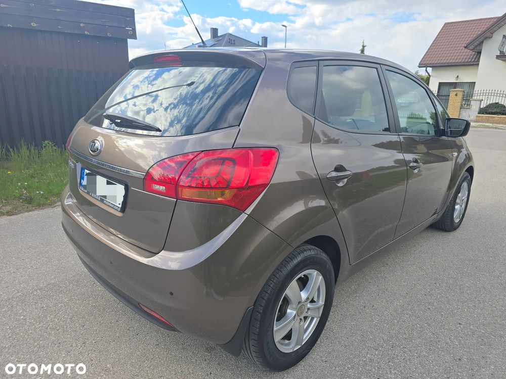 Kia Venga 1.4 Business Line - 25