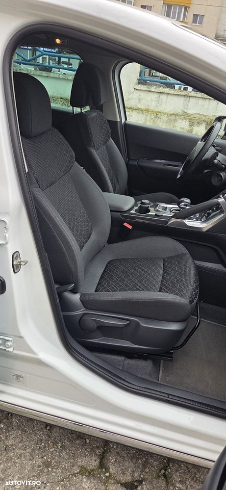 Peugeot 3008 HDi FAP 165 Automatik Premium - 10