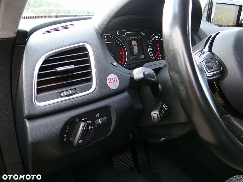 Audi Q3 2.0 TDI Quattro S tronic - 32