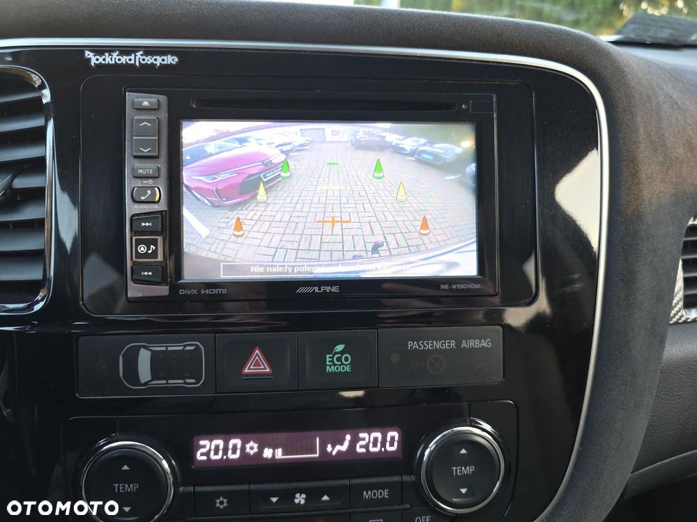 Mitsubishi Outlander - 15