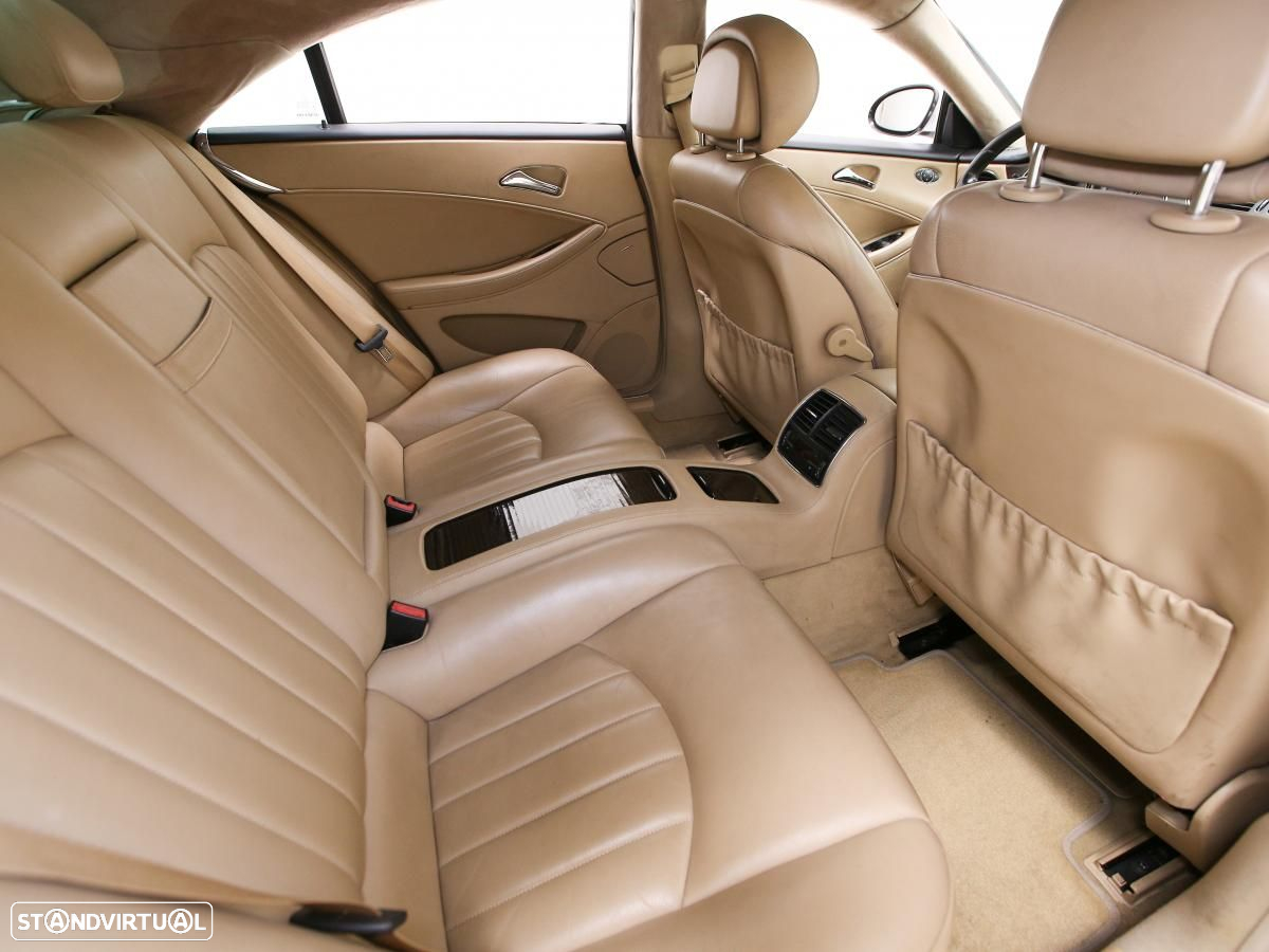 Mercedes-Benz CLS 320 CDi - 11