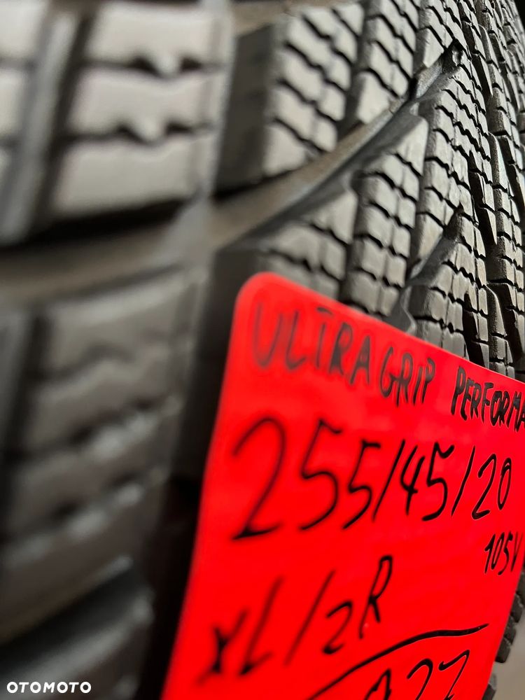 255 45 20 Goodyear UltraGrip Performance 3 105 V XL 1szt. - 3
