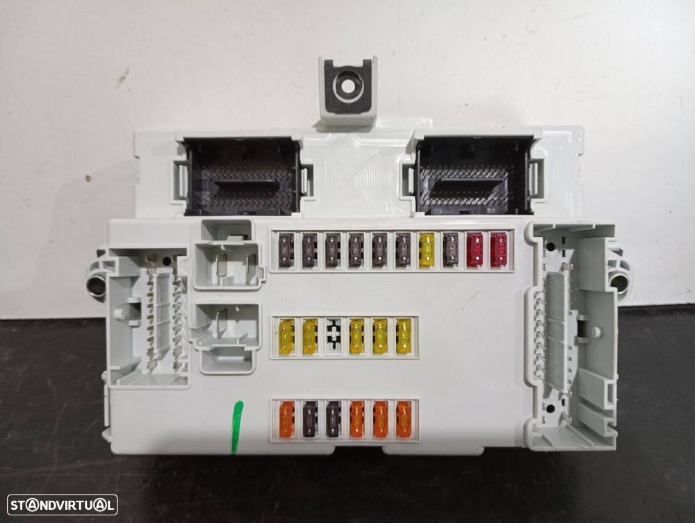 CAIXA DE RELES FUSÍVEIS ALFA ROMEO GIULIETTA 191 - 1
