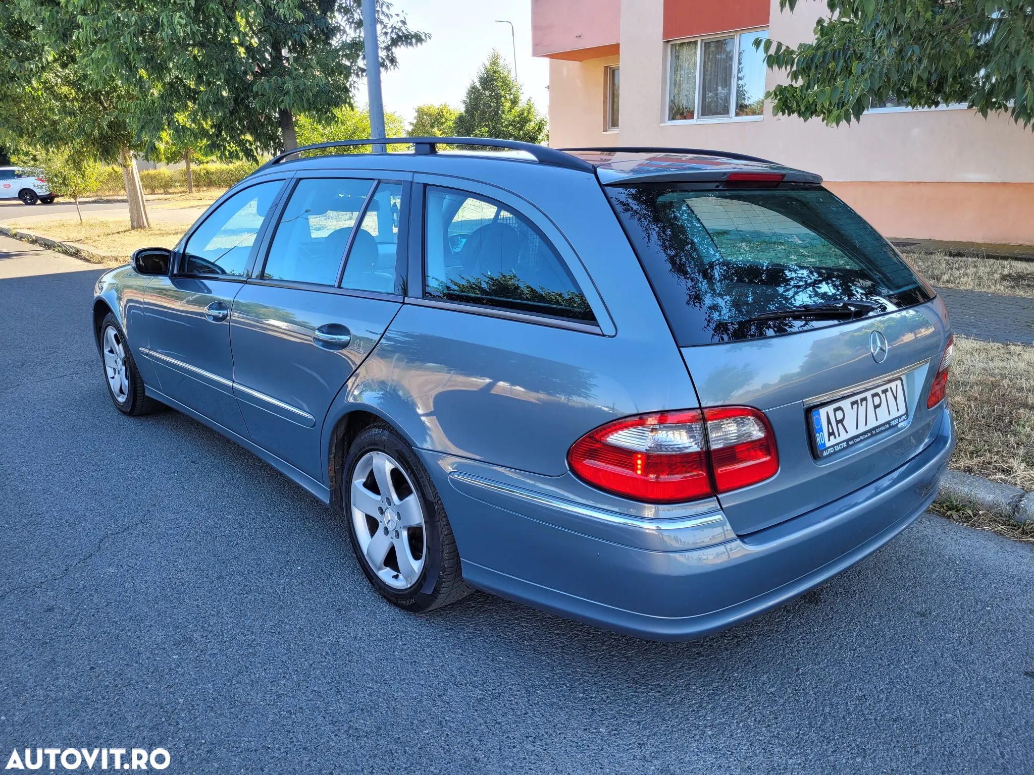Mercedes-Benz E 220 CDI Estate Avantgarde - 6