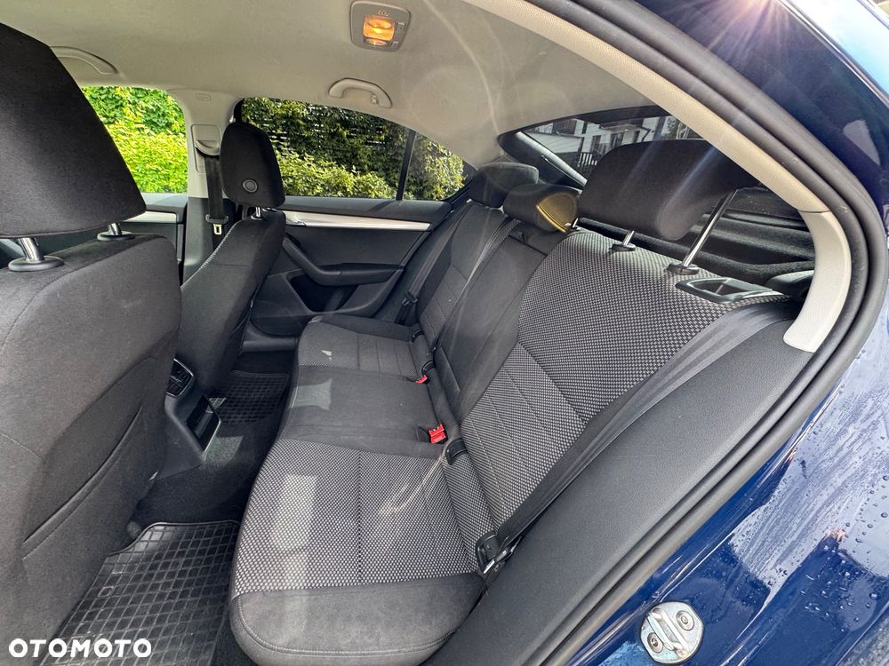 Skoda Octavia 2.0 TDI Ambition - 27